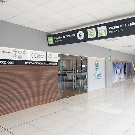 Hôtel Izzzleep Aeropuerto Terminal 1 à Mexico Extérieur photo